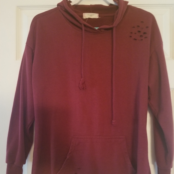 Sweatshirt - Picture 2 of 3